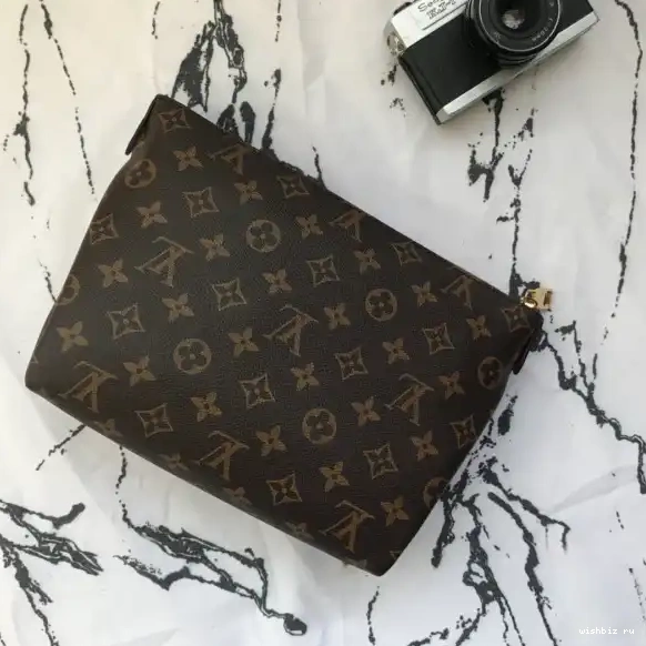 WIS Louis BEAUTY PALLAS Vuitton CASE 0416